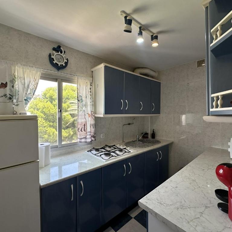 Apto Familiar a 200m Playa Bil-Bil - Two-Bedroom Apartment - 7