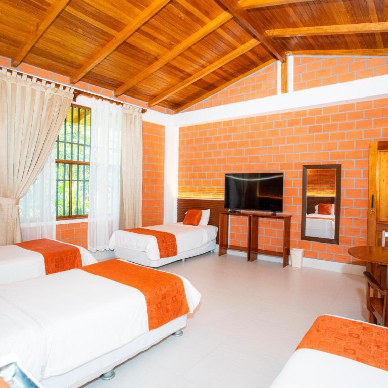 Altavista Casahotel - Habitación cuádruple - 1