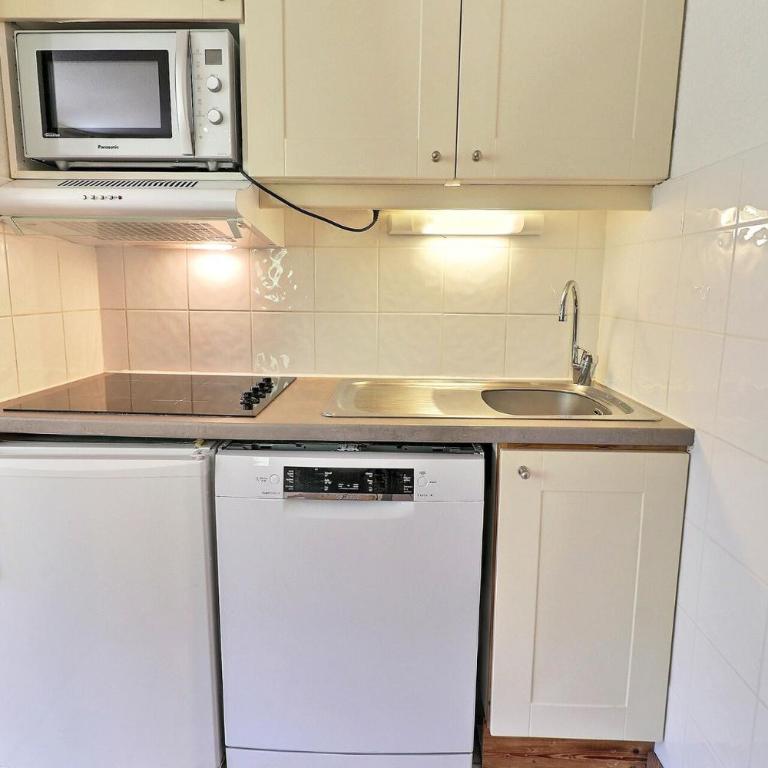 Résidence Grand Bois B - CONFORTABLE 2 PIECES + CABINE, SKIS AUX PIEDS ET PROCHE DES COMMERCES MAE-3234 - Apartment - 3