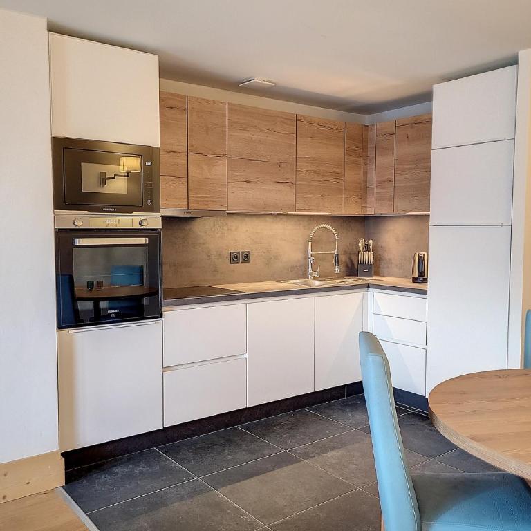 Résidence Diamant Des Cimes - Appartement lumineux · Billard · Spa · Vue face à la vallée MAE-7514 - Apartment - 5