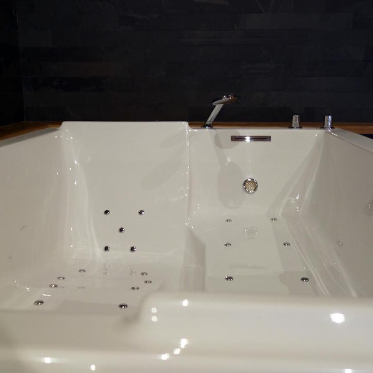 Les suites sainte claire - Appartamento su 2 Livelli con Idromassaggio - 23