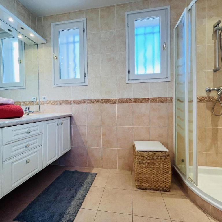 Villa Tournesol - Villa idéal pour les familles Quartier résidentiel MAE-5271 - Maison de Vacances - 13