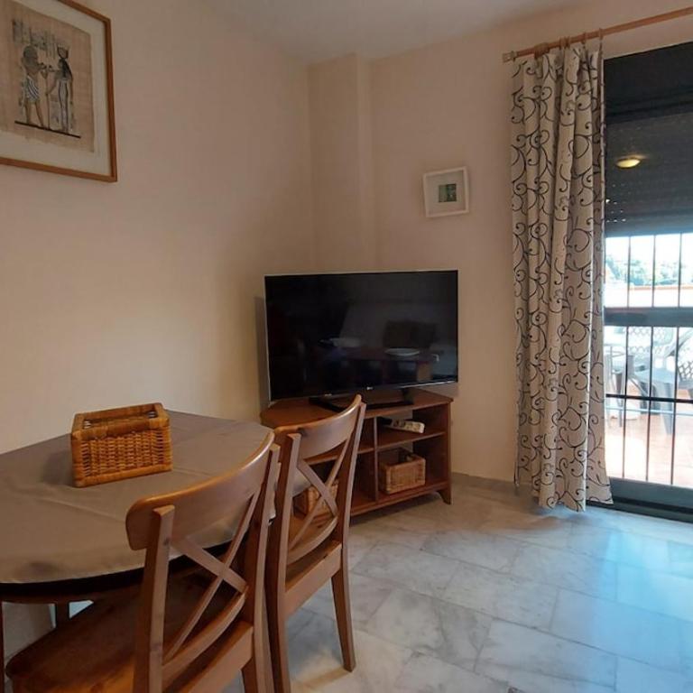 Ático con Terraza y Solarium en Benalmádena - Apartamento de 2 dormitorios - 25