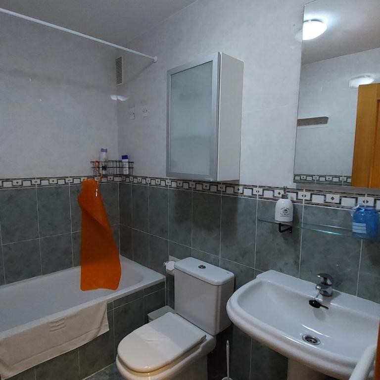 Ático con Terraza y Solarium en Benalmádena - Apartamento de 2 dormitorios - 52