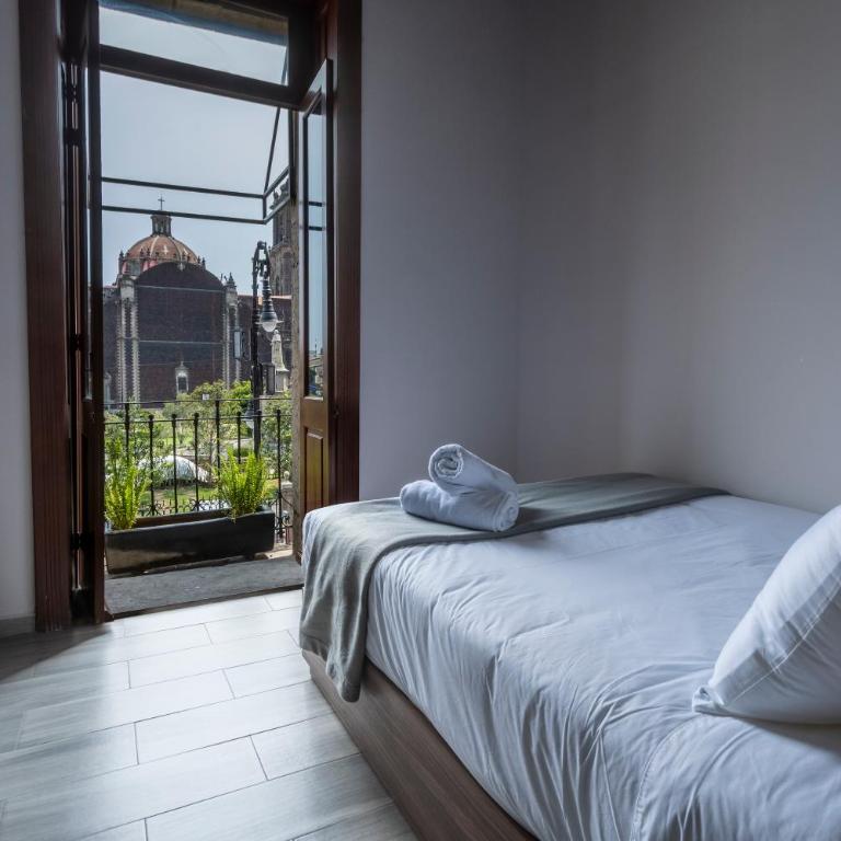 Straw Hat Hostel & RoofTop Bar CDMX - Habitación Deluxe - 1 cama grande - 1