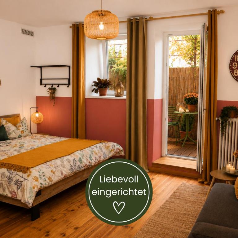 Goldener Herbst in Meran - "Studio Anna" - ideal für Paare - private Terrasse - Meran Zentrum - Bahnhof 4 Min - Privatparkplatz - Altstadt & Restaurants zu Fuß - Südtirol Guest Pass inklusive - One-Bedroom Apartment - 1