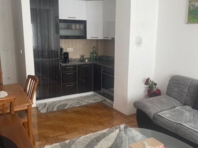 Apartman sa 2 spavace sobe - Two-Bedroom Apartment - 2