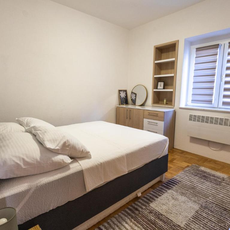 Apartmani Oliva - Apartman s 1 Spavaćom Sobom i Terasom - 13