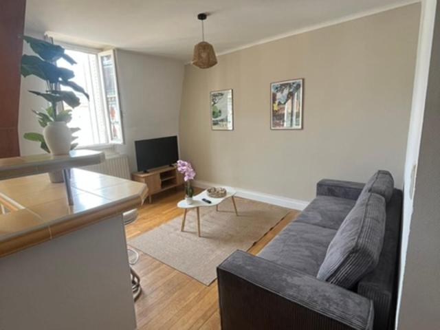 L'Opera - One-Bedroom Apartment - 5