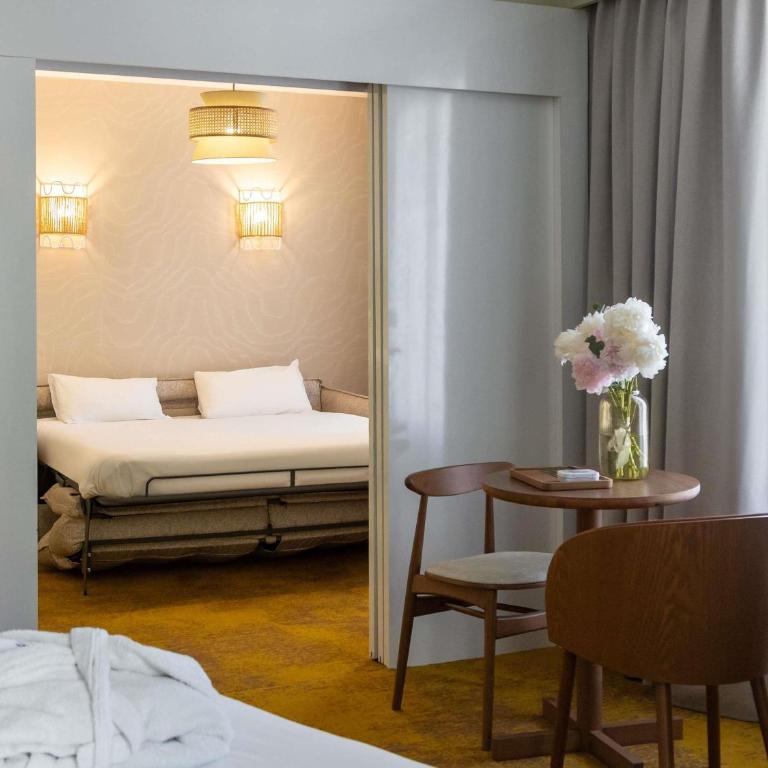 Mercure Pont d’Avignon Centre - Suite avec 1 Lit Double et 1 Canapé-Lit Double - 8
