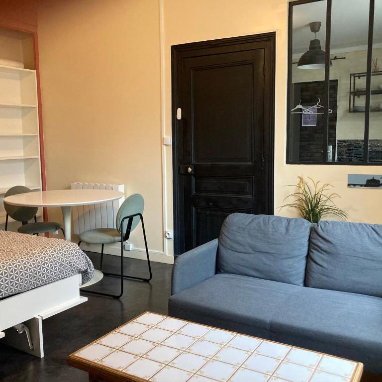 L'INTEMPOREL - A 300m de la gare de Tours - Appartement - Rez-de-Chaussée - 18