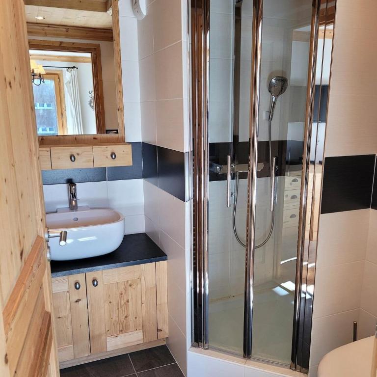 Résidence Mont Chery - Appartement tres lumineux, beaux volumes, haut standing MAE-2501 - Apartment - 8