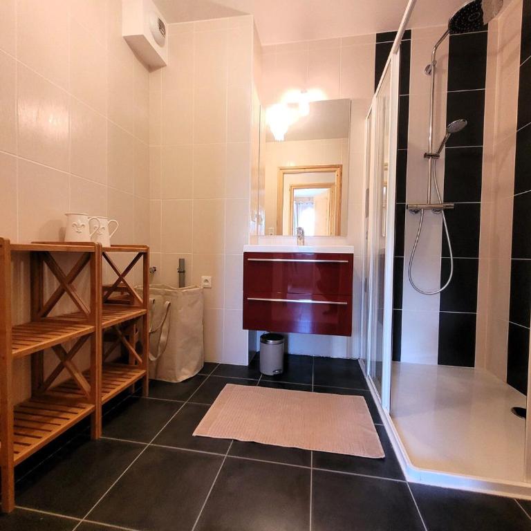 Résidence Le ChampÉ - Grand appartement de plain-pied avec terrasse MAE-3421 - Apartment - 9