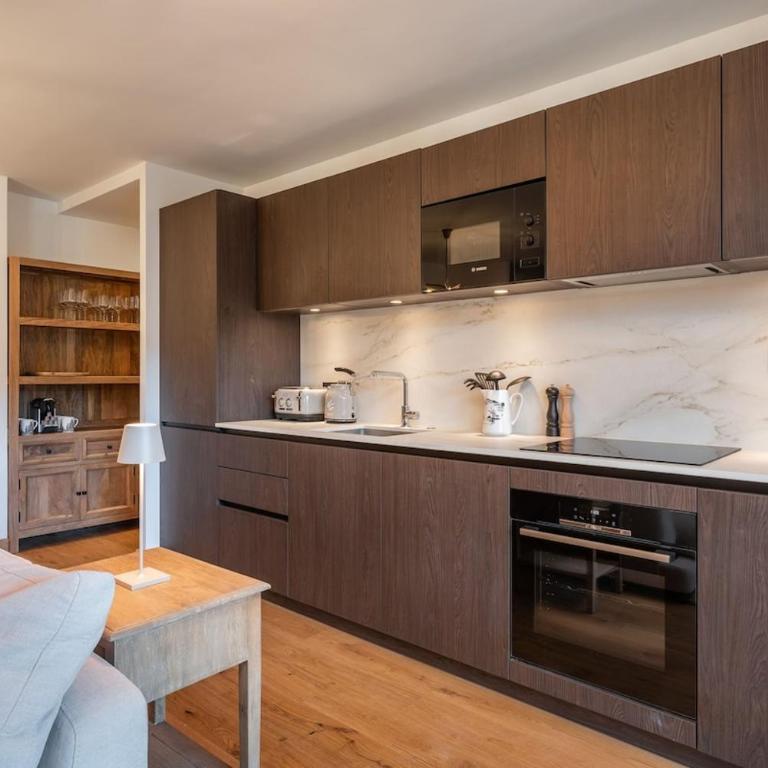Charmant Mountain View 4 BR Apartment in Morzine sleeps 10 - Appartement - 4