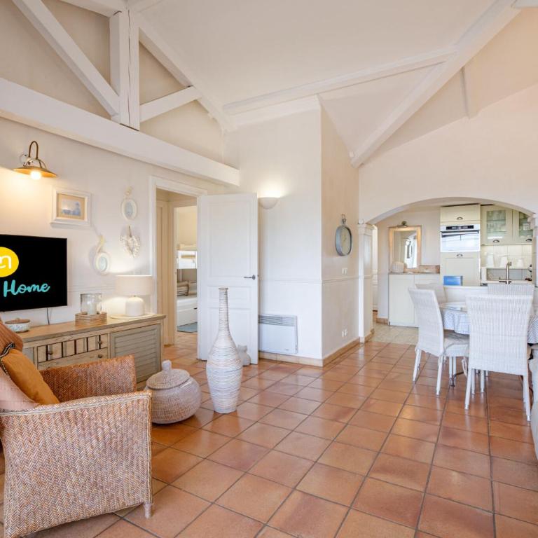 Les Bastides aux Restanques du Golfe de St Tropez - maeva Home - Bastide 8 personnes 3 chambres vue mer climatisée MAE-4242 - Appartement - 13