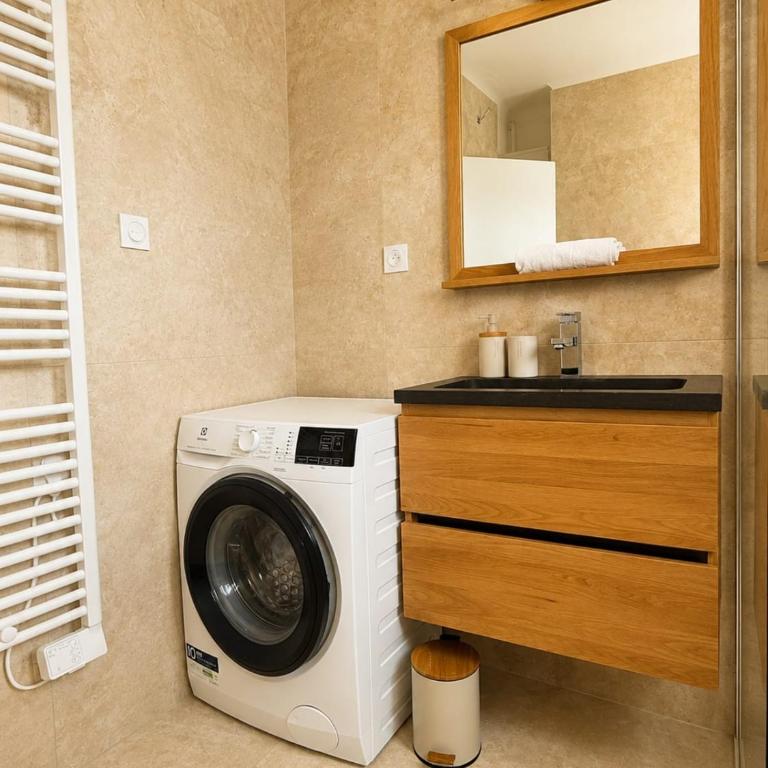 Le Royal Appartement d'exception en première ligne face à la mer - Apartment - 27