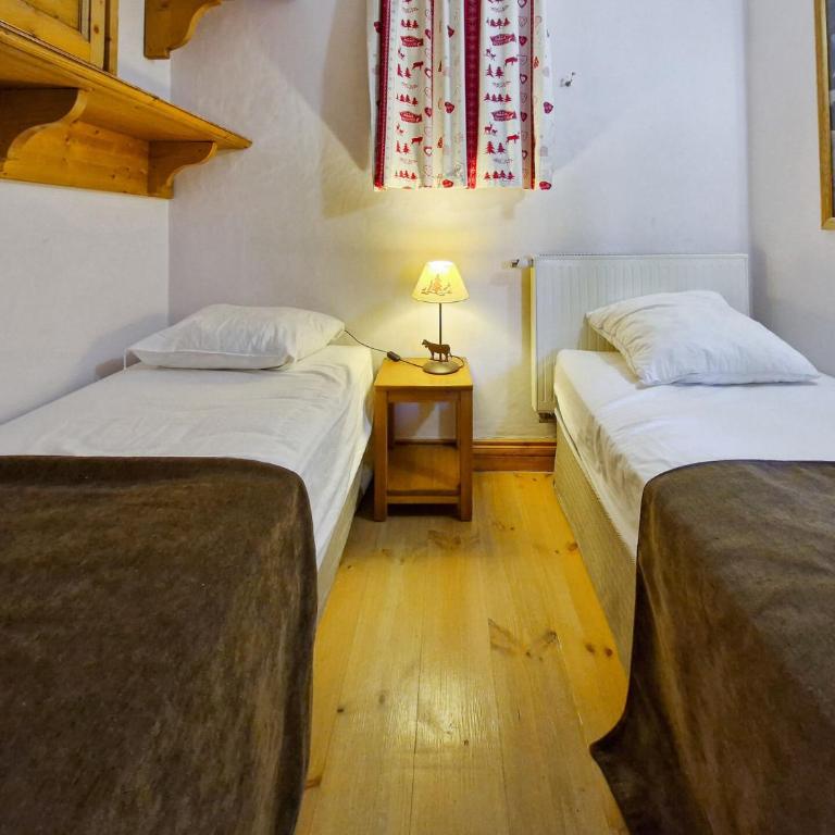 Résidence Roselend - Charmant appartement de 3 pièces situé dans une résidence au village du Chantel, proche des pistes et avec piscine. MAE-4441 - Appartement - 5