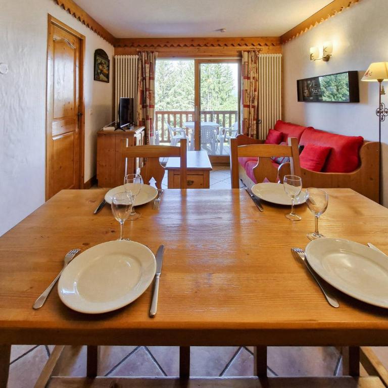 Résidence Roselend - Charmant appartement de 3 pièces situé dans une résidence au village du Chantel, proche des pistes et avec piscine. MAE-4441 - Appartement - 6