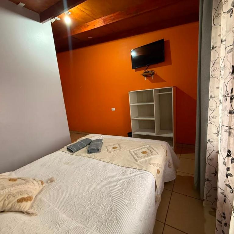 Hostal Nuevo Sol y Viento - Habitación Doble con baño privado - 6