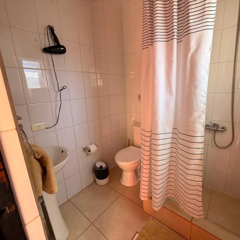 Hostal Nuevo Sol y Viento - Habitación Doble con baño privado - 5