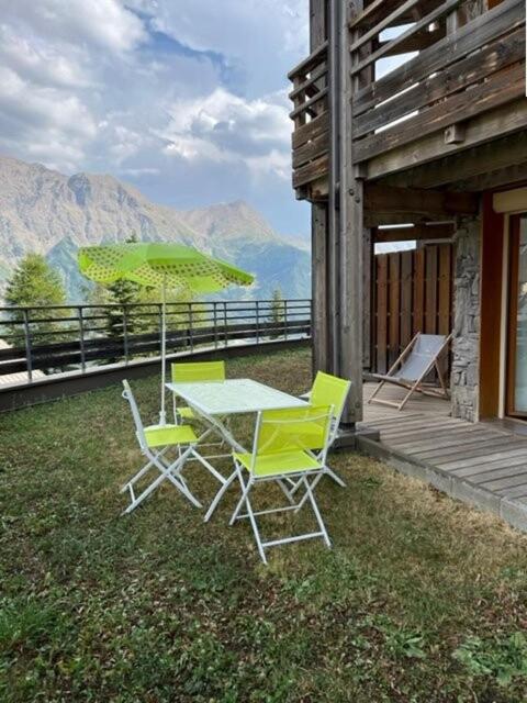 Résidence Les Cristallines - TROIS PIECES 6 PERS N°001 LES CRISTALINES AVEC TERRASSE et parking MAE-8114 - Apartamento - 12