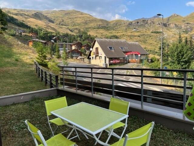 Résidence Les Cristallines - TROIS PIECES 6 PERS N°001 LES CRISTALINES AVEC TERRASSE et parking MAE-8114 - Apartamento - 14
