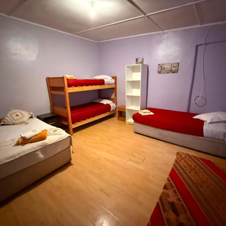 Hostal Nuevo Sol y Viento - Habitación Familiar con baño - 3