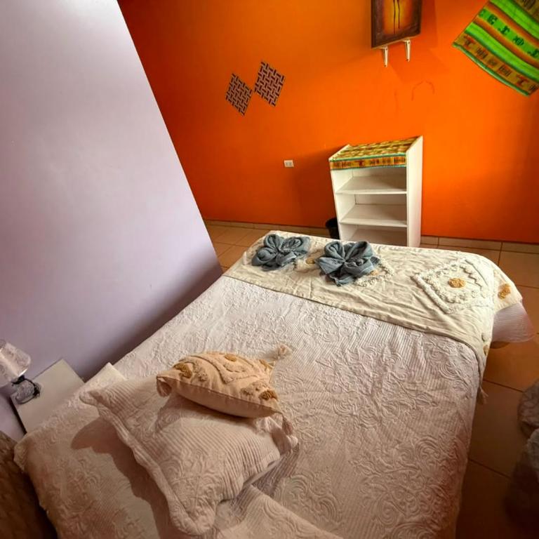 Hostal Nuevo Sol y Viento - Habitación Doble con baño privado - 3
