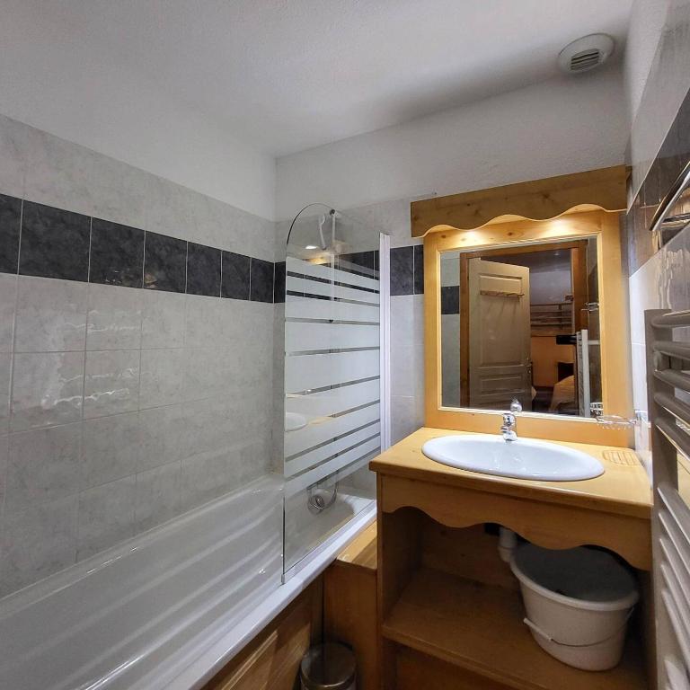 Résidence Les Erines - 1306 LES ERINES Résidence de standing MAE-6714 - Appartement - 9