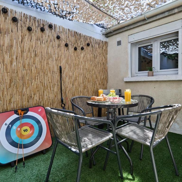 LE LOFT RÉMOIS I CENTRE-VILLE I TERRASSE I BARBECUE I NETFLIX - LE LOFT RÉMOIS I DOWNTOWN I TERRACE I BBQ l NETFLIX - Appartement 1 Chambre - 5