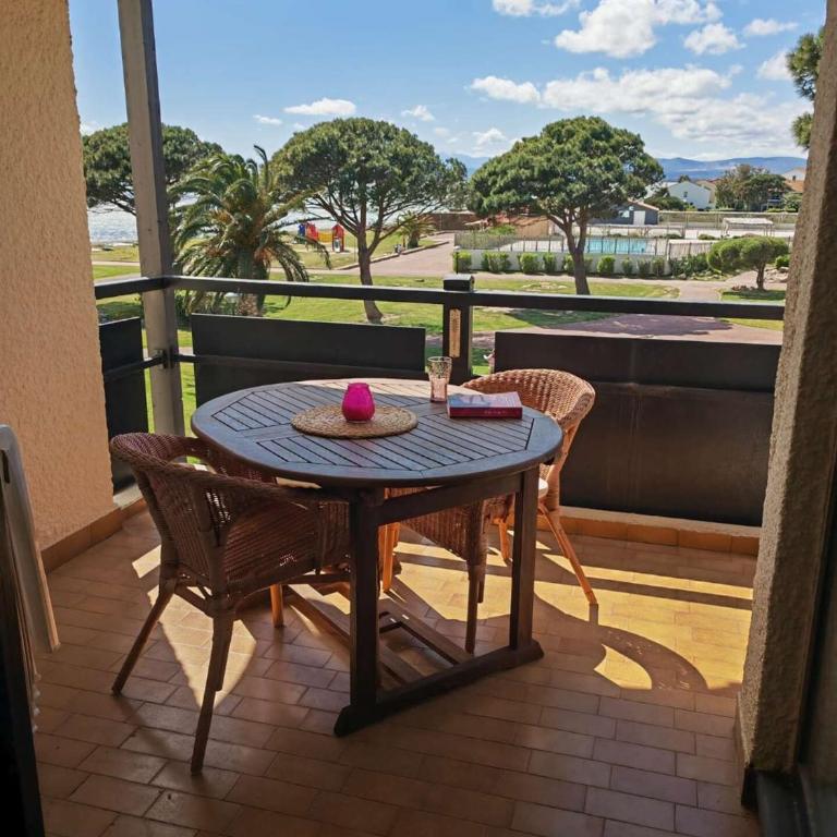 Résidence Antigua - Appartement T2 Cabine 6 couchages LE BARCARES MAE-7944 - Appartement - 1