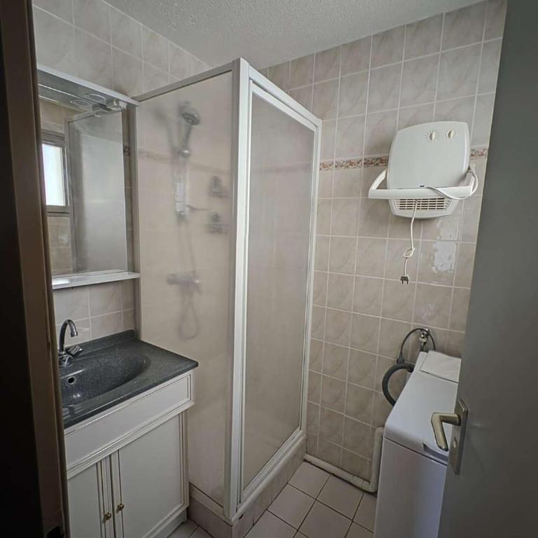 Résidence Antigua - Appartement T2 Cabine 6 couchages LE BARCARES MAE-7944 - Appartement - 4