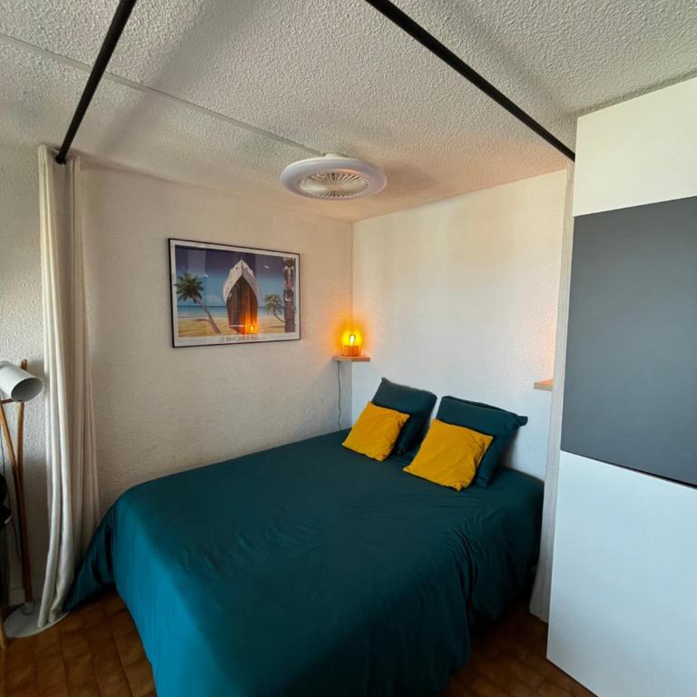 Evasion en Bord de Mer avec Wifi - Two-Bedroom Apartment - 2