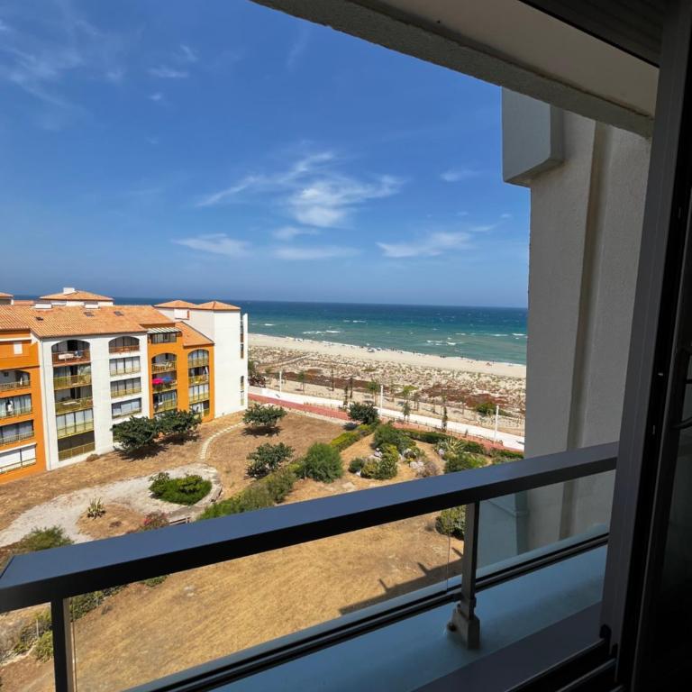 Evasion en Bord de Mer avec Wifi - Two-Bedroom Apartment - 12