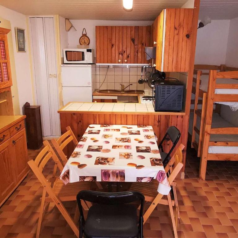 Résidence Maryland 1 Et 2 - Appartement deux pièces coin nuit 6 couchages PORT LEUCATE. Réf: 1MRL_3D MAE-5424 - Appartement - 6