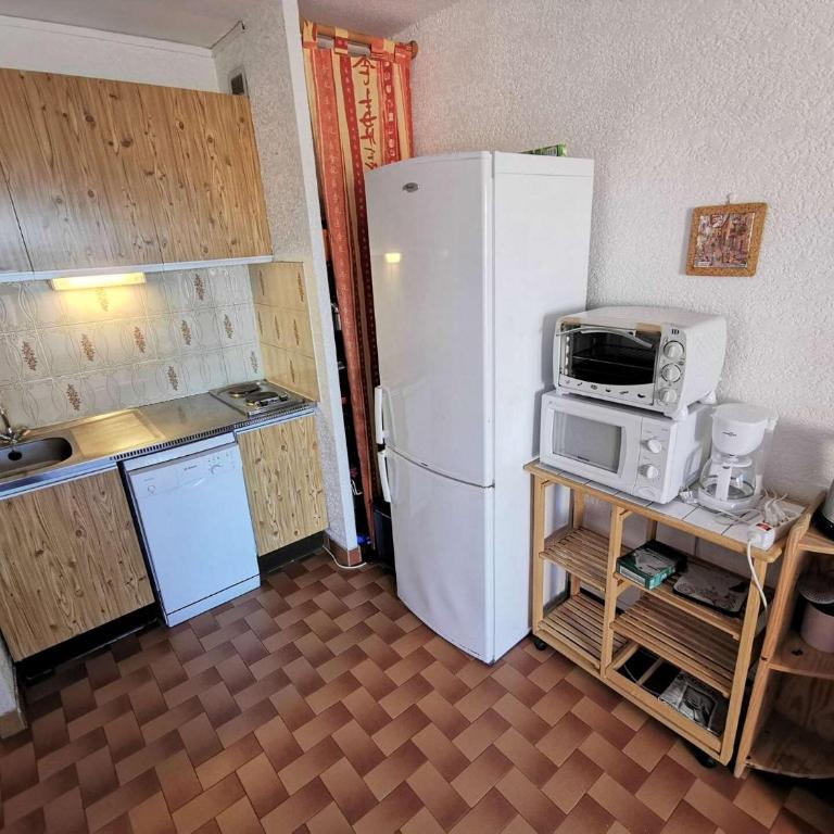 Résidence Maisons De La Mer 2 - Grand studio avec coin nuit et terrasse en rez de chaussée pour 4 personnes à Port Leucate. Réf: 1MM2_233 MAE-5494 - Appartement - 5