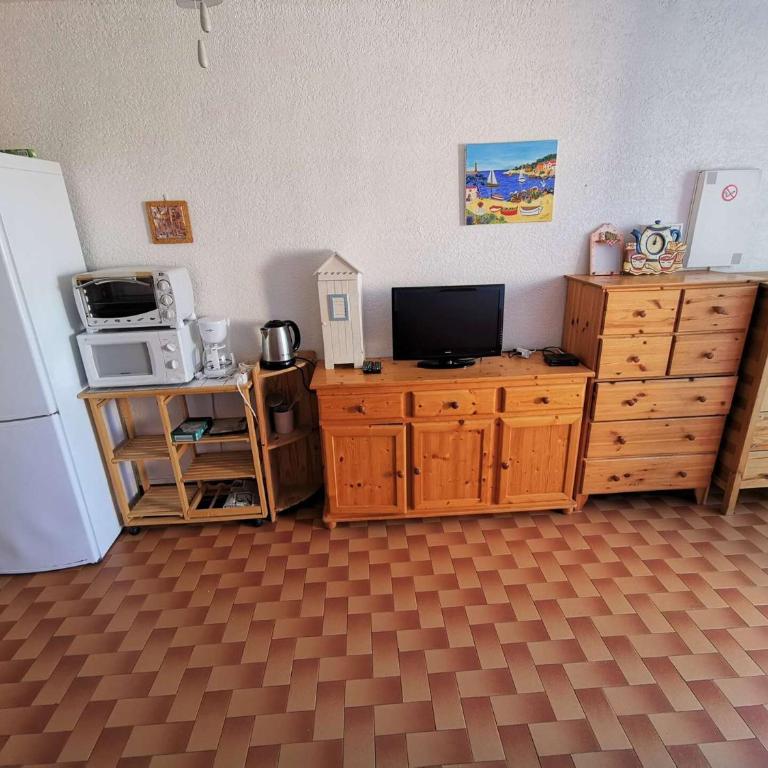 Résidence Maisons De La Mer 2 - Grand studio avec coin nuit et terrasse en rez de chaussée pour 4 personnes à Port Leucate. Réf: 1MM2_233 MAE-5494 - Appartement - 6
