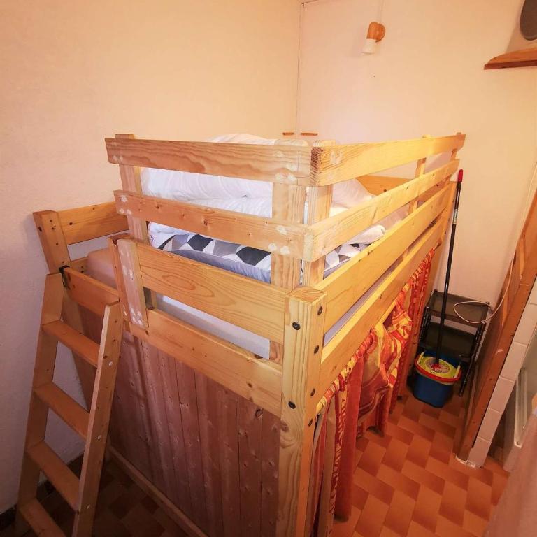 Résidence Maisons De La Mer 2 - Grand studio avec coin nuit et terrasse en rez de chaussée pour 4 personnes à Port Leucate. Réf: 1MM2_233 MAE-5494 - Appartement - 8