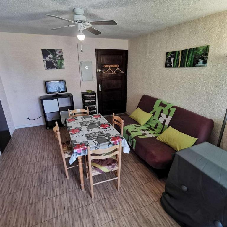 Résidence Maryland 1 Et 2 - 2 Pièces 4 couchages PORT LEUCATE. Réf: 1MRL_17C MAE-5734 - Appartement - 8