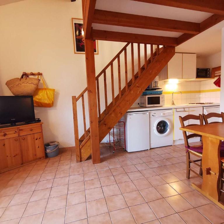 Résidence Maisons De La Plage - Villa deux pièces mezzanine avec terrasse pour 7 personnes à Port Leucate. Réf: 1MPL_162 MAE-6144 - Vacation Home - 4