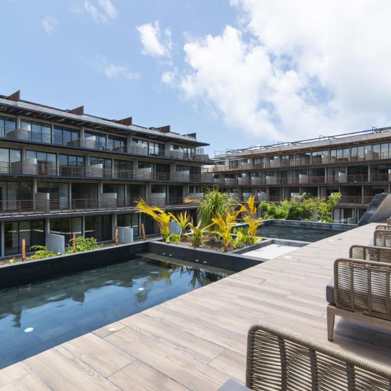 Nuju Rentals - BeUtiful Apartments with Swimout-Gym-Rooftop-Pool - Deluxe Apartment - 6