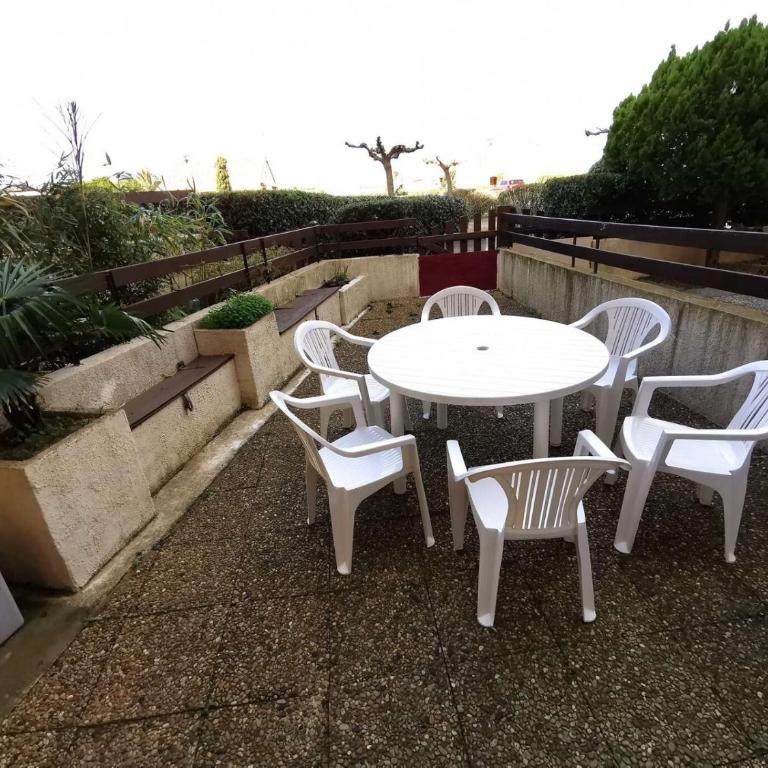Résidence Copacabana - Coquet appartement deux pièces avec terrasse à Port Leucate. Réf: 1COP_101A MAE-6824 - Appartement - 2