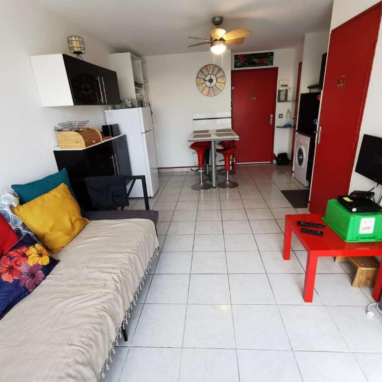 Résidence Copacabana - Coquet appartement deux pièces avec terrasse à Port Leucate. Réf: 1COP_101A MAE-6824 - Appartement - 3