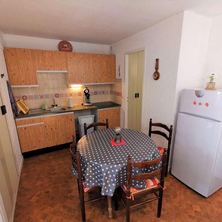 Résidence Maisons Des Sables 4 - 2 pièces, 4 couchages, Port Leucate. Réf: 2MS4_239 MAE-6804 - Appartement - 9