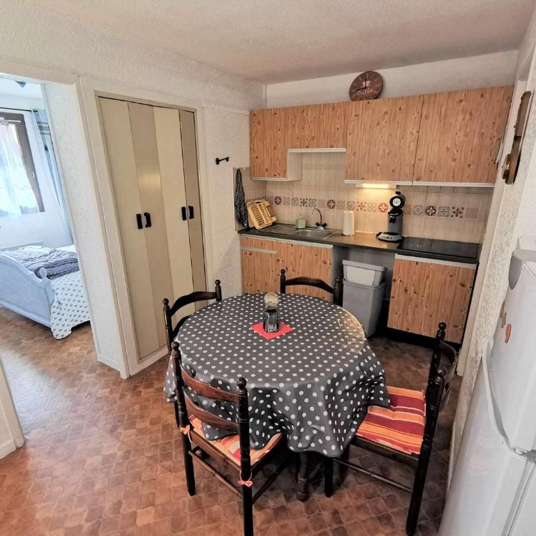 Résidence Maisons Des Sables 4 - 2 pièces, 4 couchages, Port Leucate. Réf: 2MS4_239 MAE-6804 - Appartement - 10