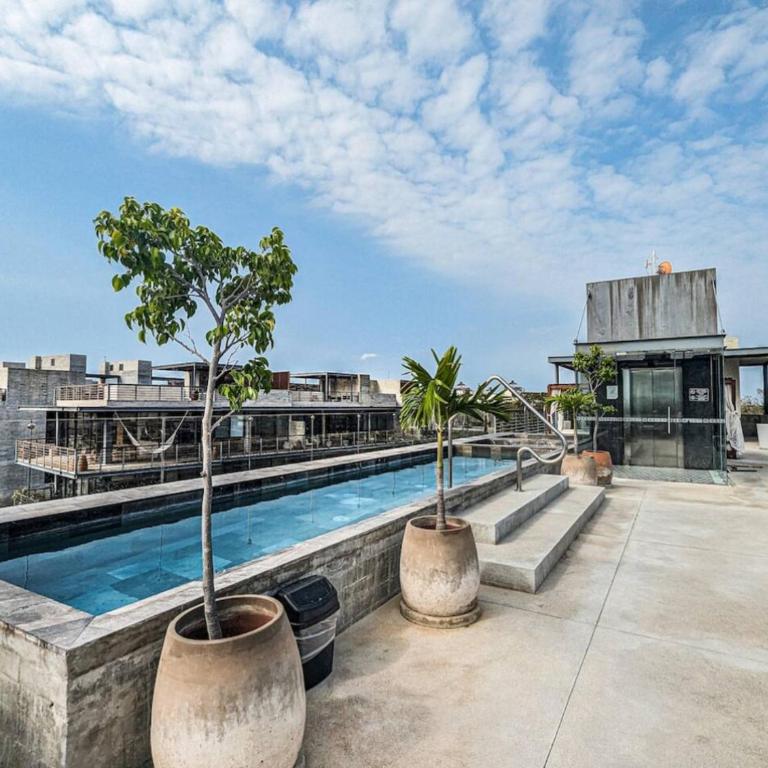Nuju Rentals - Luxury Apartments with Pool Jacuzzi and Sauna - Two-Bedroom Apartment - 10