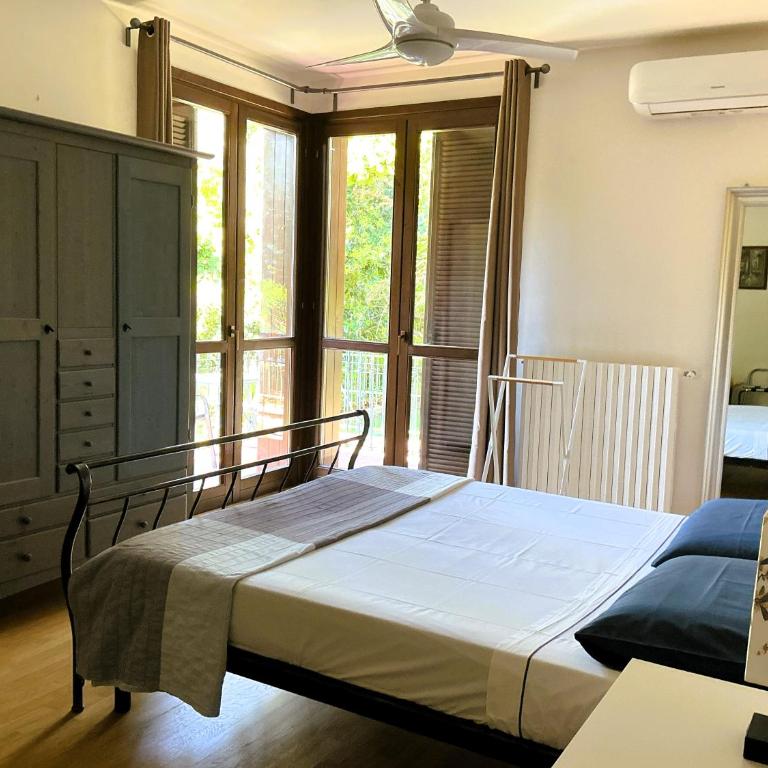 B&B GARDA IN - Camera Familiare con Vista Lago - 6