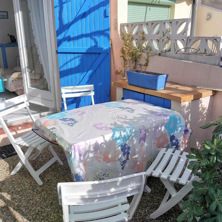 Résidence Les Barcarelles - VILLA T2 CABINE 4 couchages LE BARCARES MAE-1334 - Maison de Vacances - 3