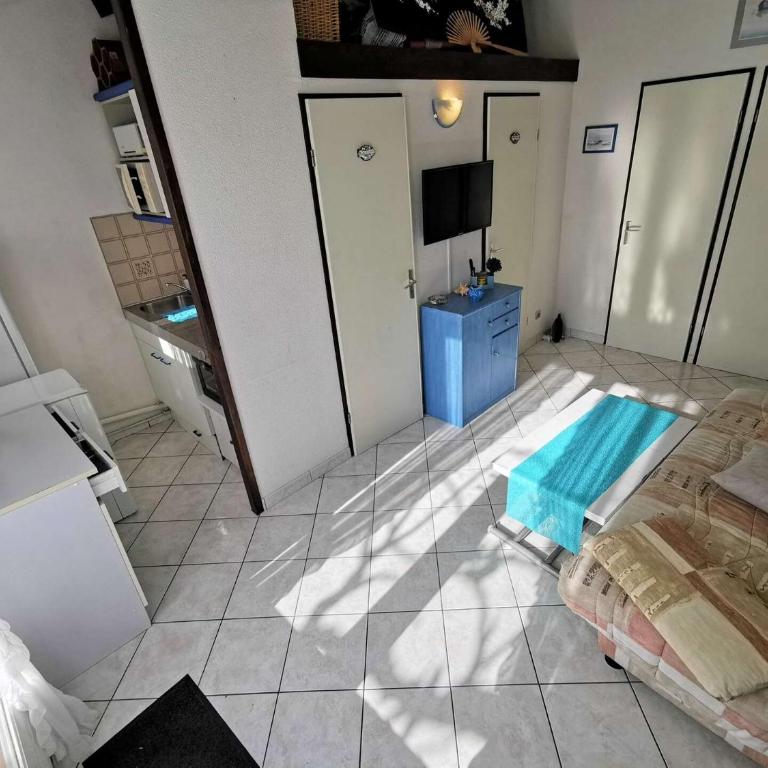 Résidence Les Barcarelles - VILLA T2 CABINE 4 couchages LE BARCARES MAE-1334 - Maison de Vacances - 6