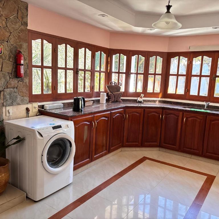 Casa de los Ángeles - Three-Bedroom House - 5